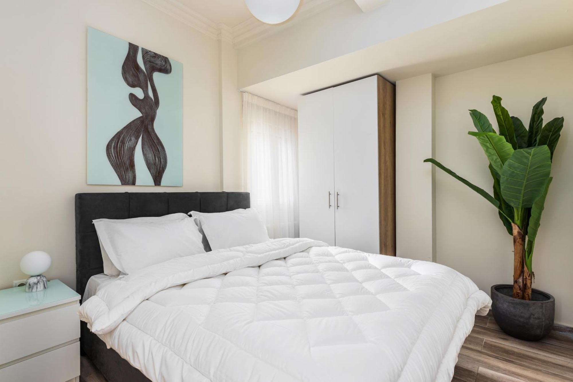 Tropical & Faces By Nest Thessaloniki
