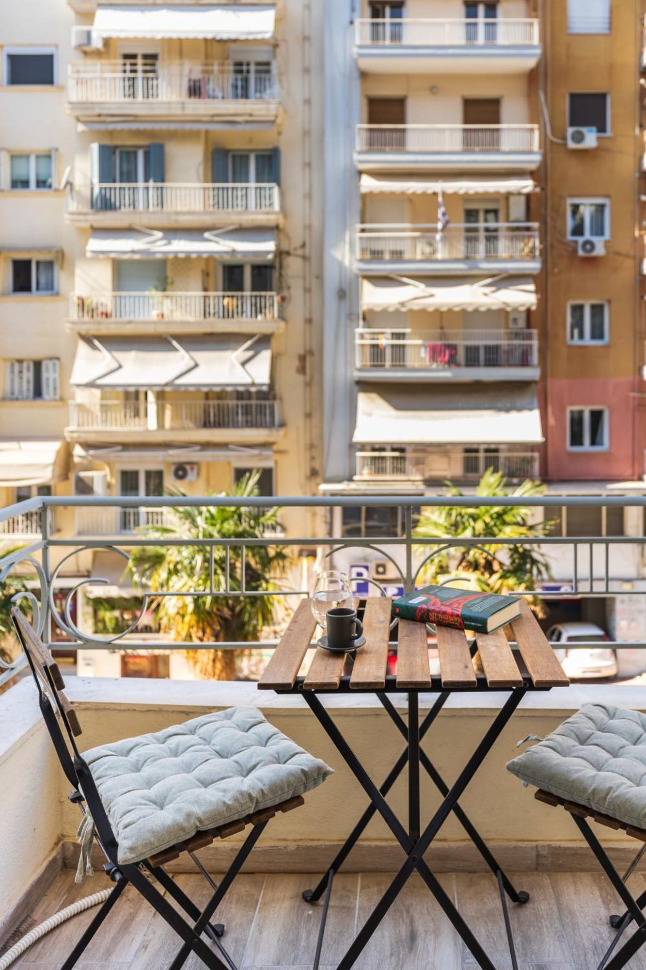 Appartement Tropical & Faces By Nest Thessaloniki