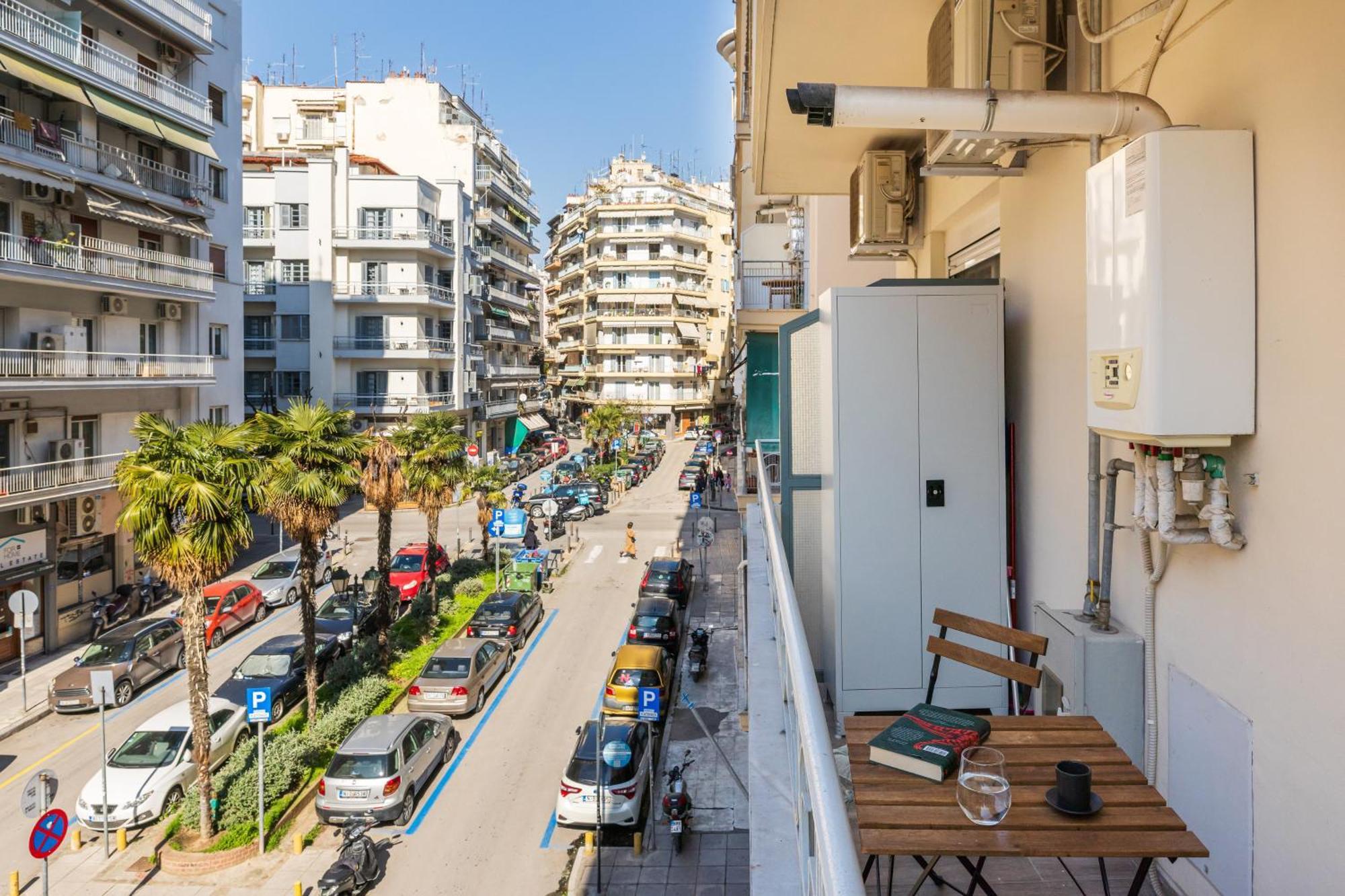 Apartment Tropical & Faces By Nest Thessaloniki